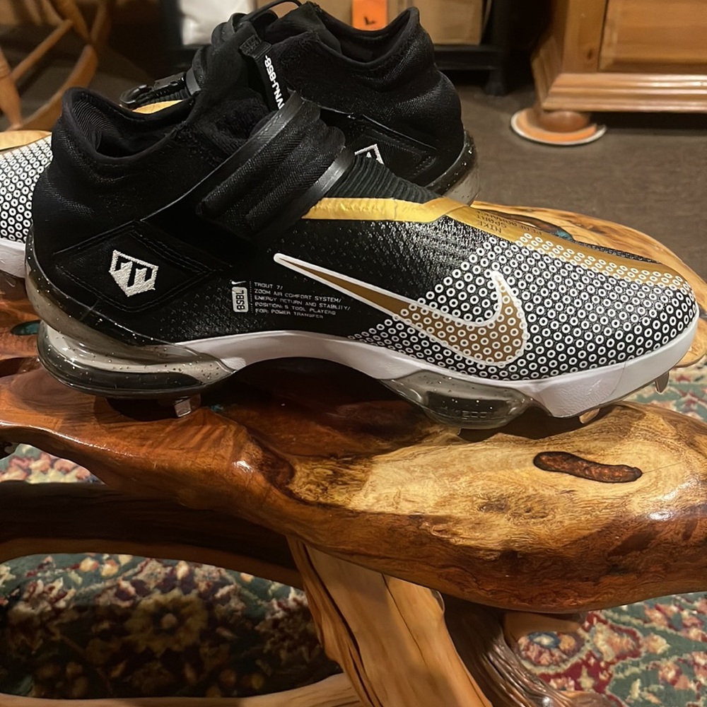 NEW Nike Force Zoom Trout 7 Baseball Cleats Black Gold White Size 12.5 - Picture 4 of 8